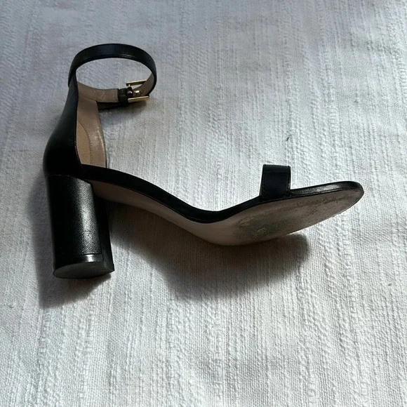 Stuart Weitzman 75Lessnudist Black Nappa Leather Sandals, Size 7M, EEUC - Picture 11 of 16